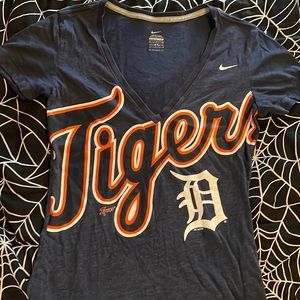 Navy blue Detroit Tigers v-neck